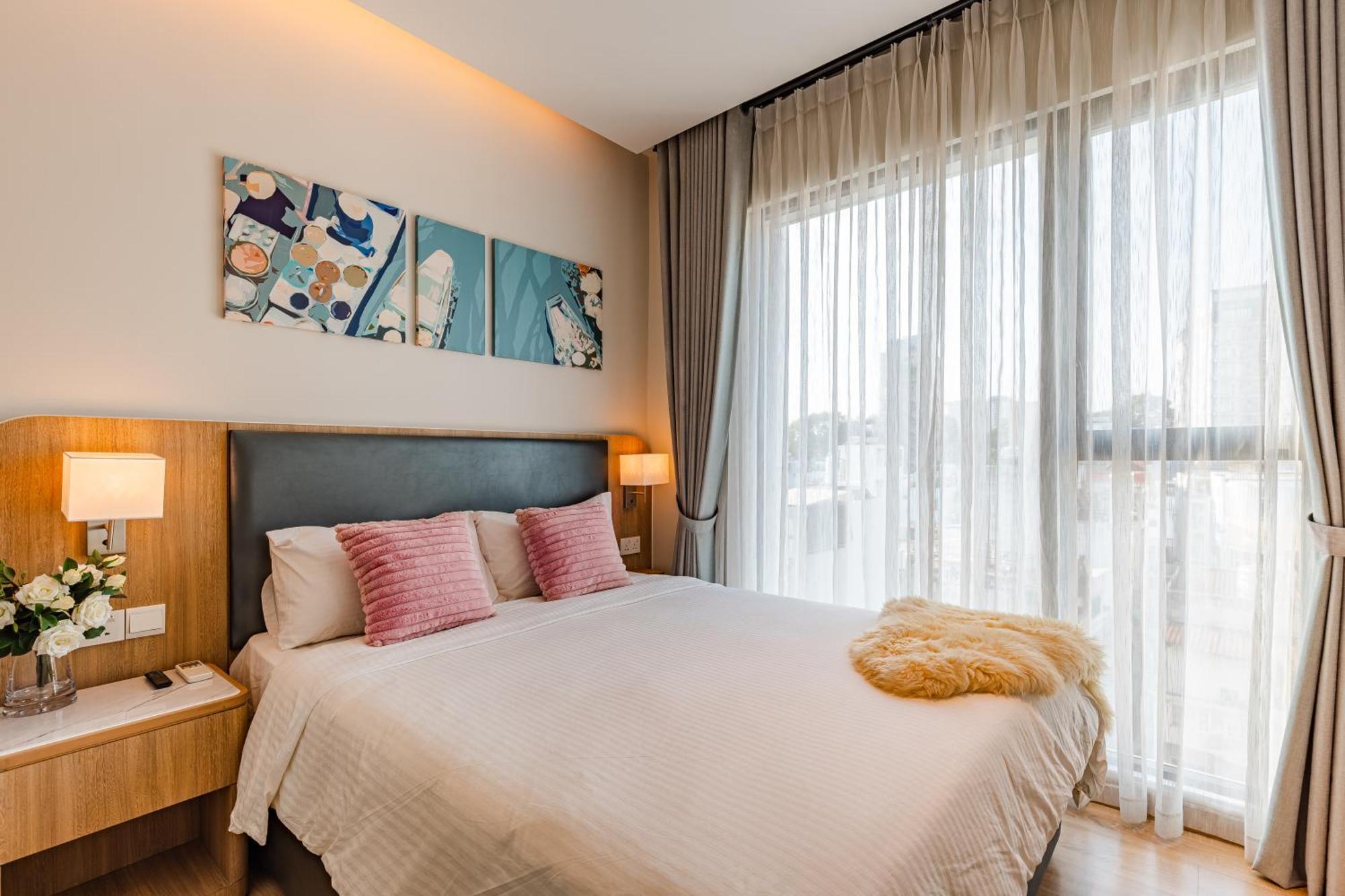 Luxury 2 Or 3Br Apartment In Dist 1 N Pool, Gym, Airport Pickup Хошимин Екстериор снимка