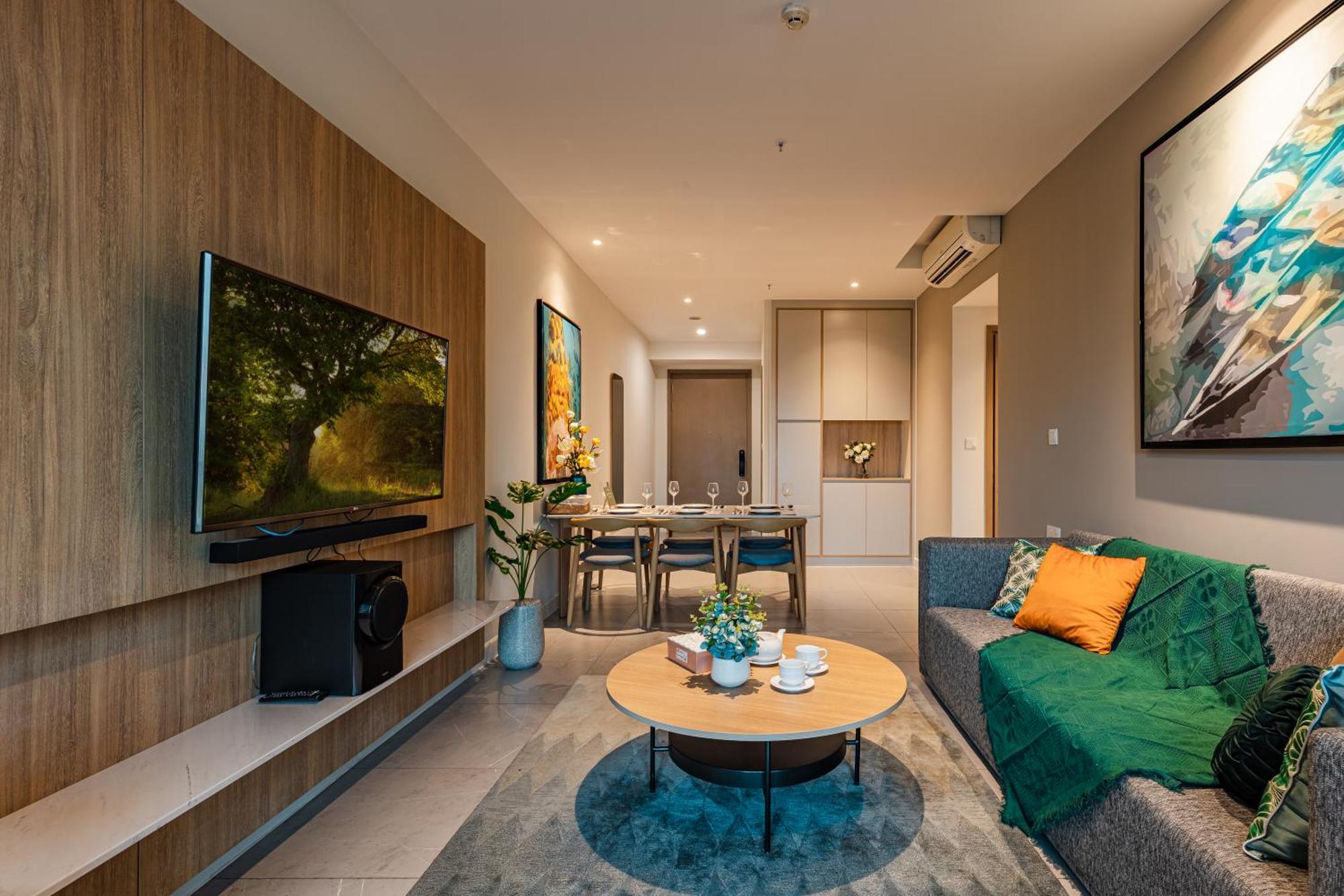 Luxury 2 Or 3Br Apartment In Dist 1 N Pool, Gym, Airport Pickup Хошимин Екстериор снимка