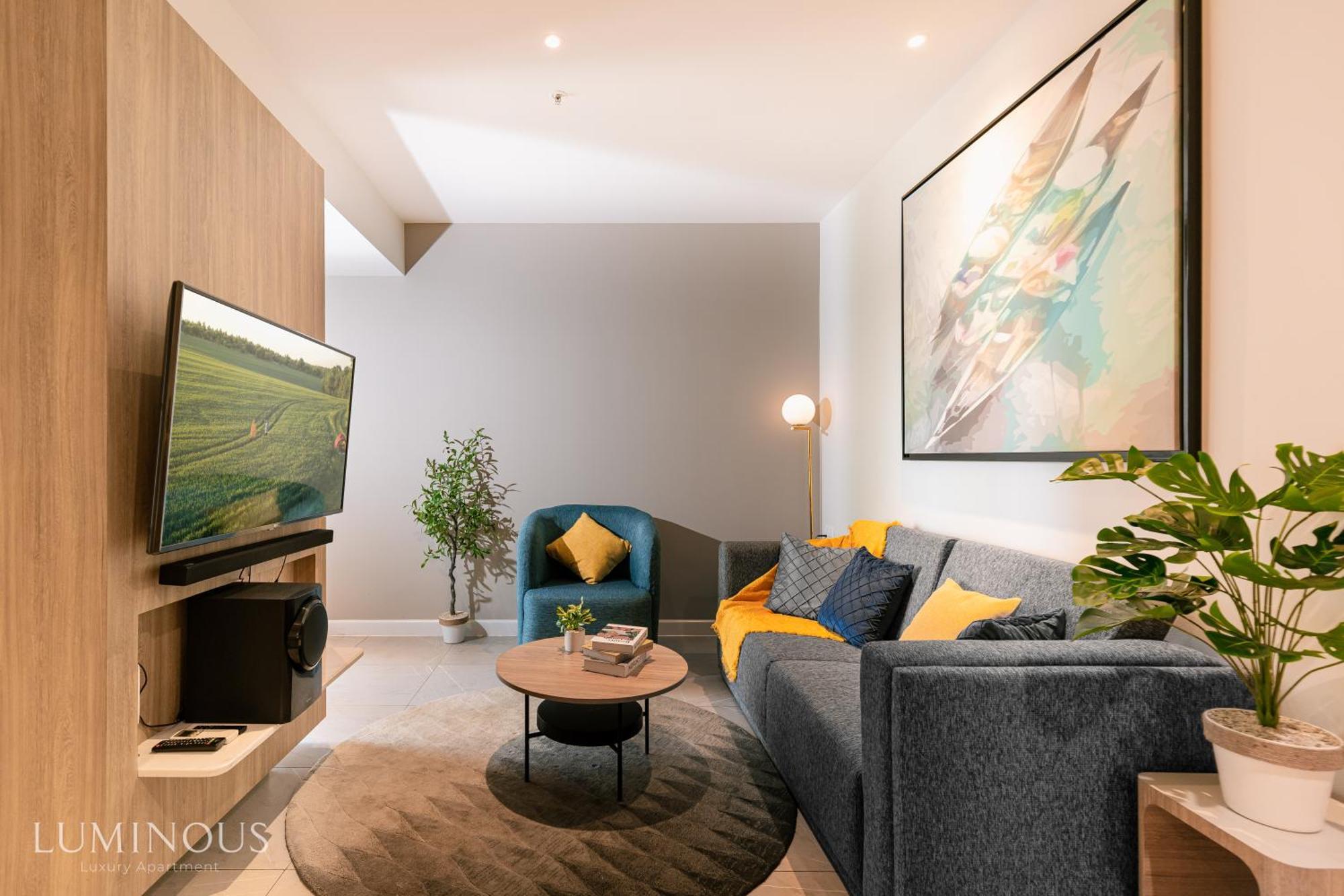 Luxury 2 Or 3Br Apartment In Dist 1 N Pool, Gym, Airport Pickup Хошимин Екстериор снимка